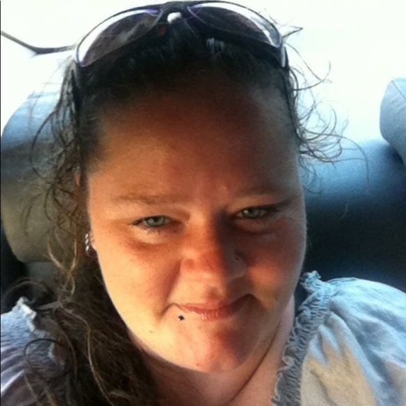 Meet your Posher, Monique - Picture 1 of 1